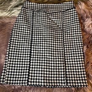 Alberto Makali Houndstooth Skirt size 6